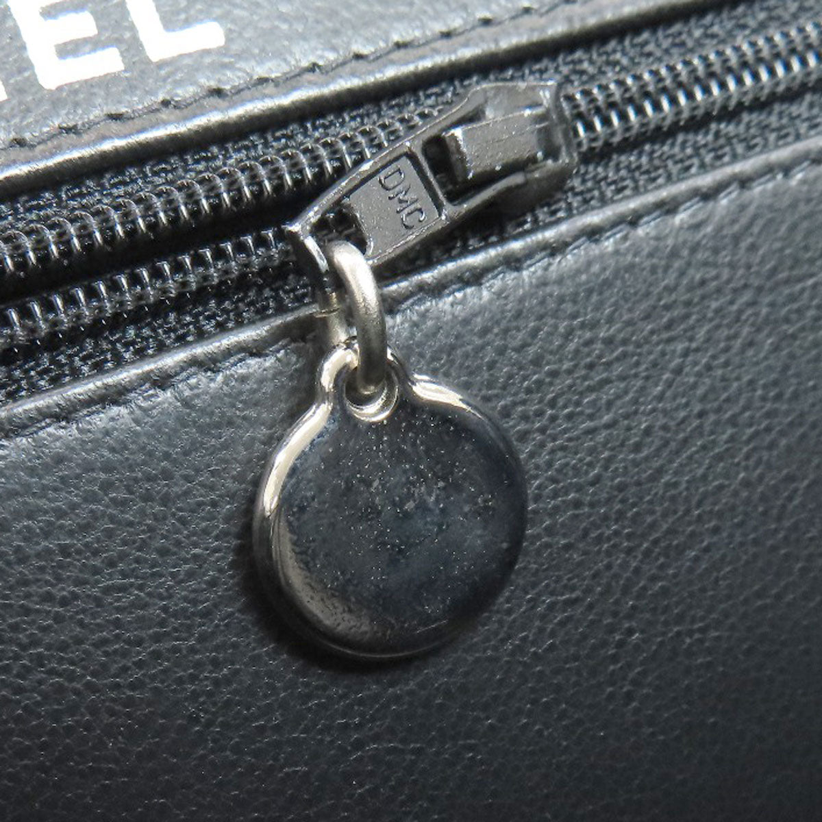 CHANEL Matelasse Double Face Silver Hardware Handbag Grained Calfskin Skin Ladies [Used]