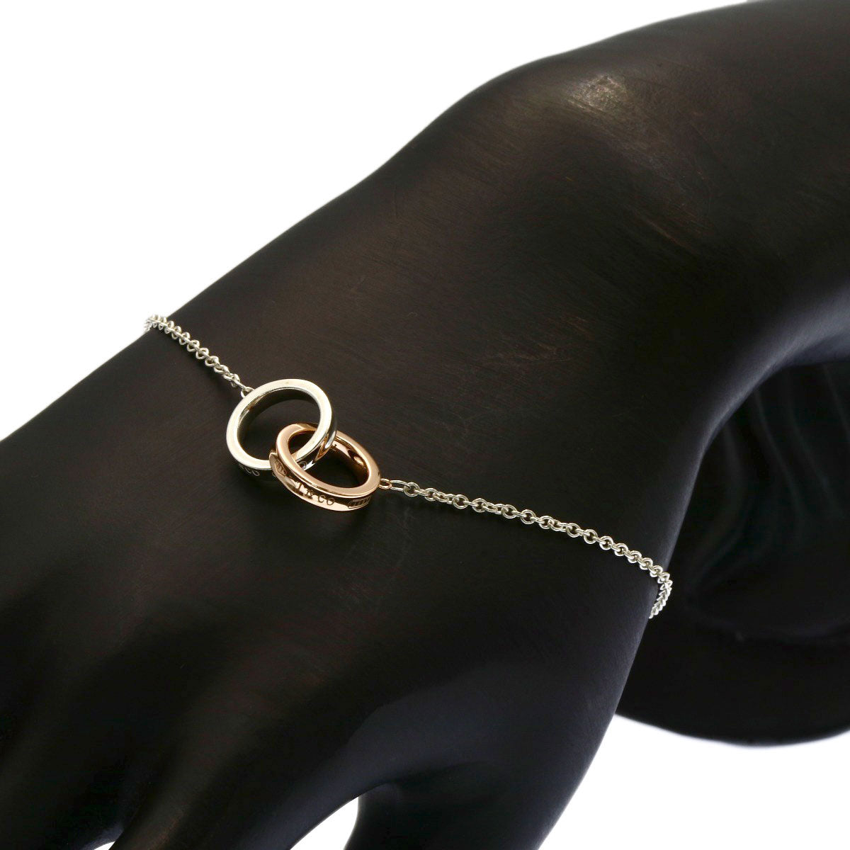 TIFFANY&Co. Interlocking Bracelet Silver rubet metalLadies [Used]