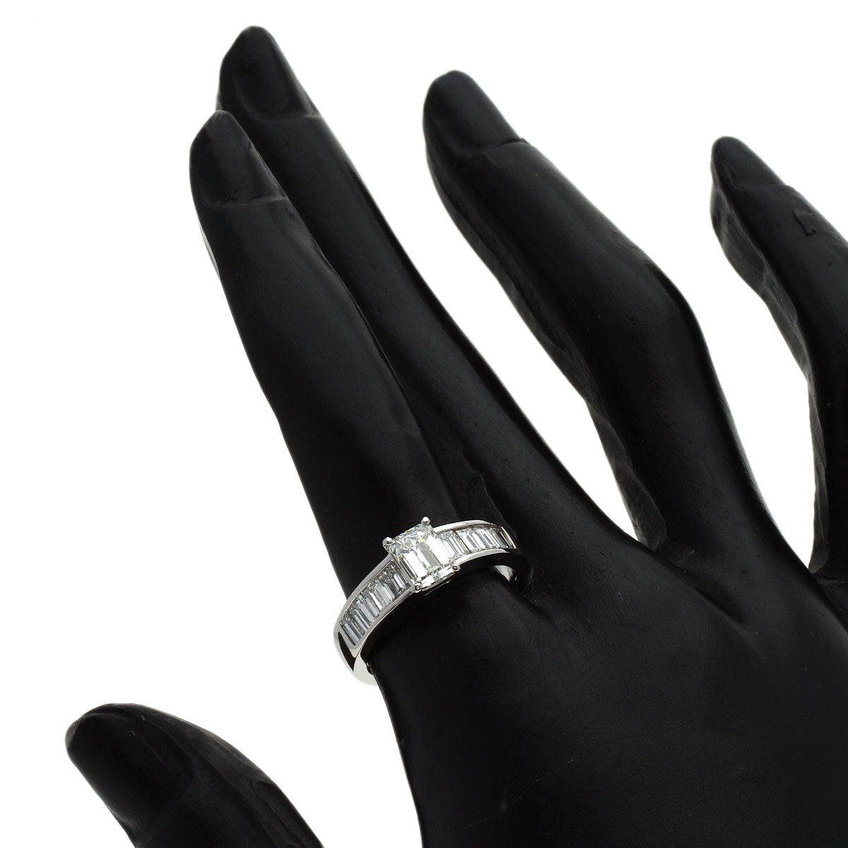 1.005ct Diamond Ring Platinum PT900 7.2g　Ladies