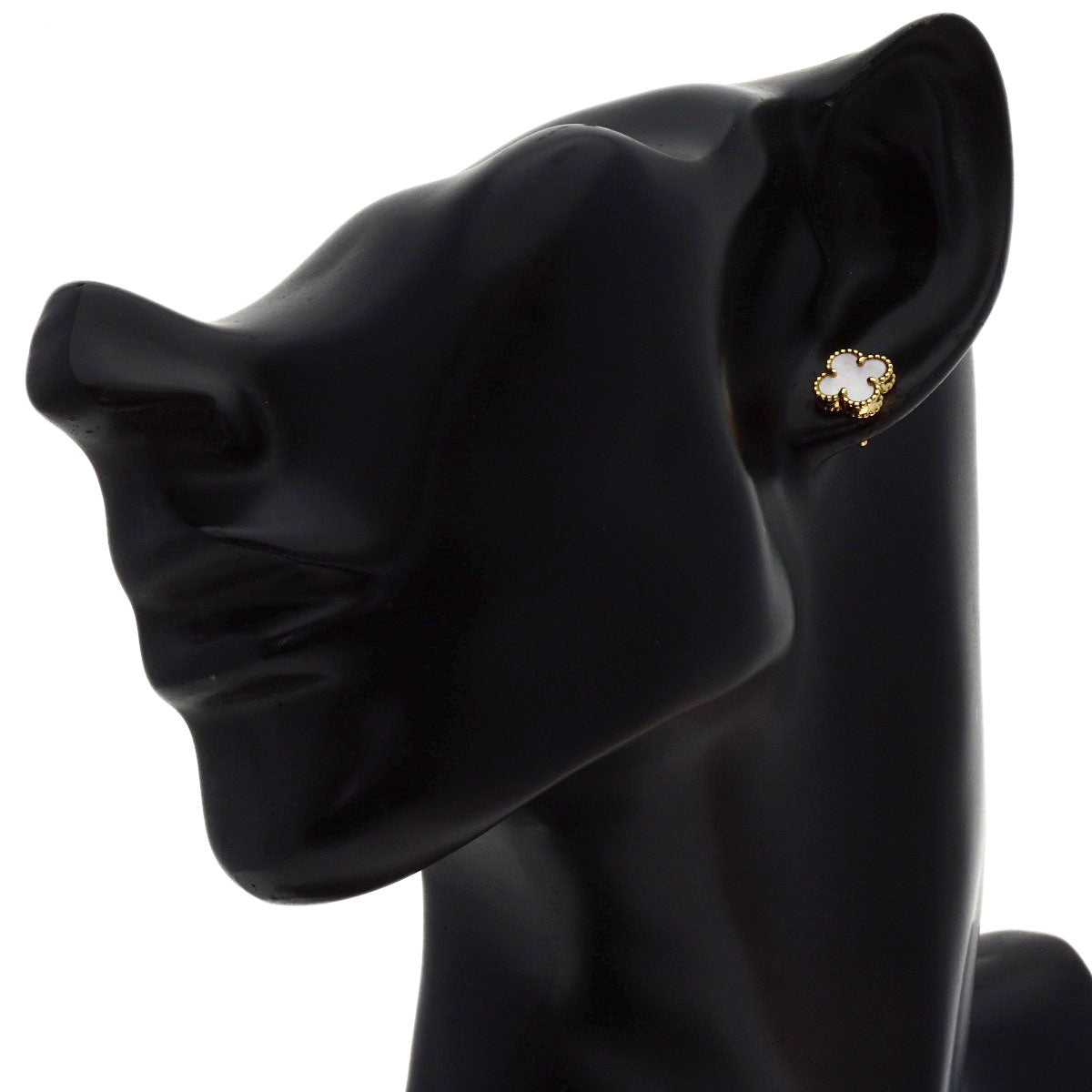 Van Cleef & Arpels Sweet Alhambra Shell earring K18 Yellow Gold Ladies [Used]
