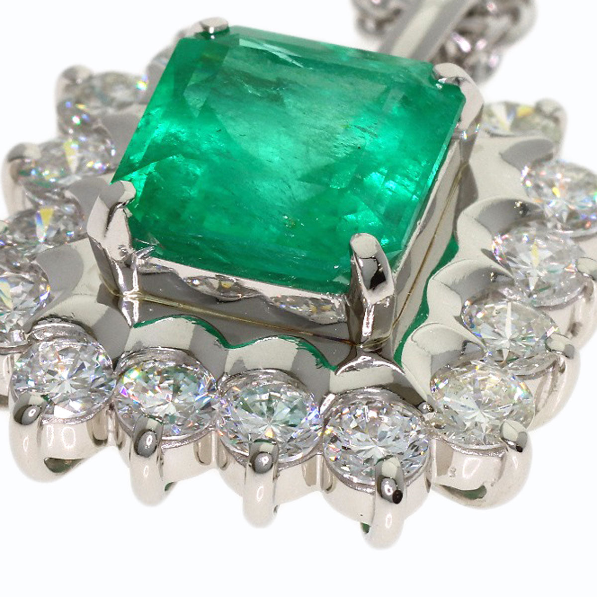 3.06ct Emerald Diamond Necklace Platinum PT900 PT850 16.4g　Ladies