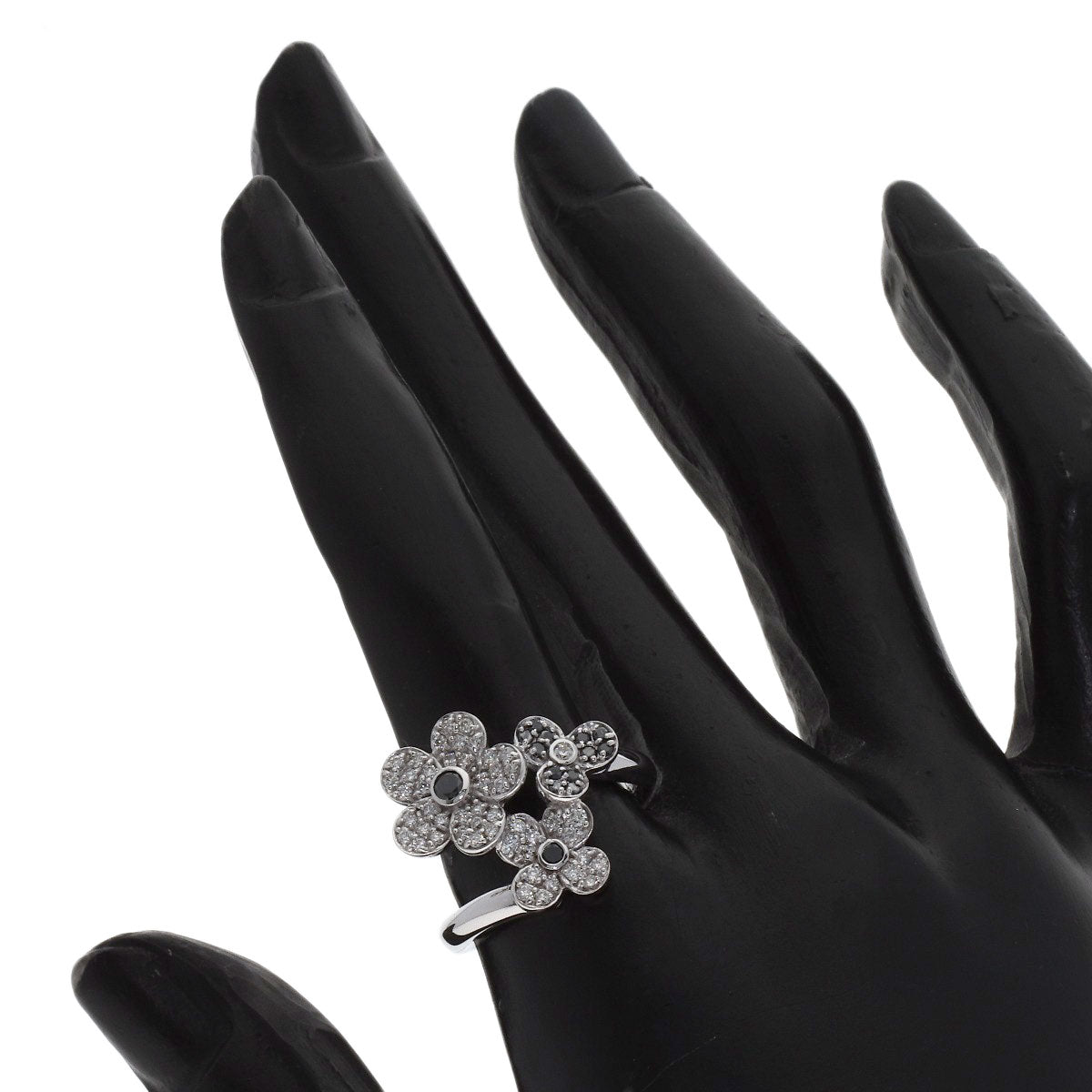 Ponte Vecchio Flower motif Diamond Ring K18 White Gold Ladies [Used]