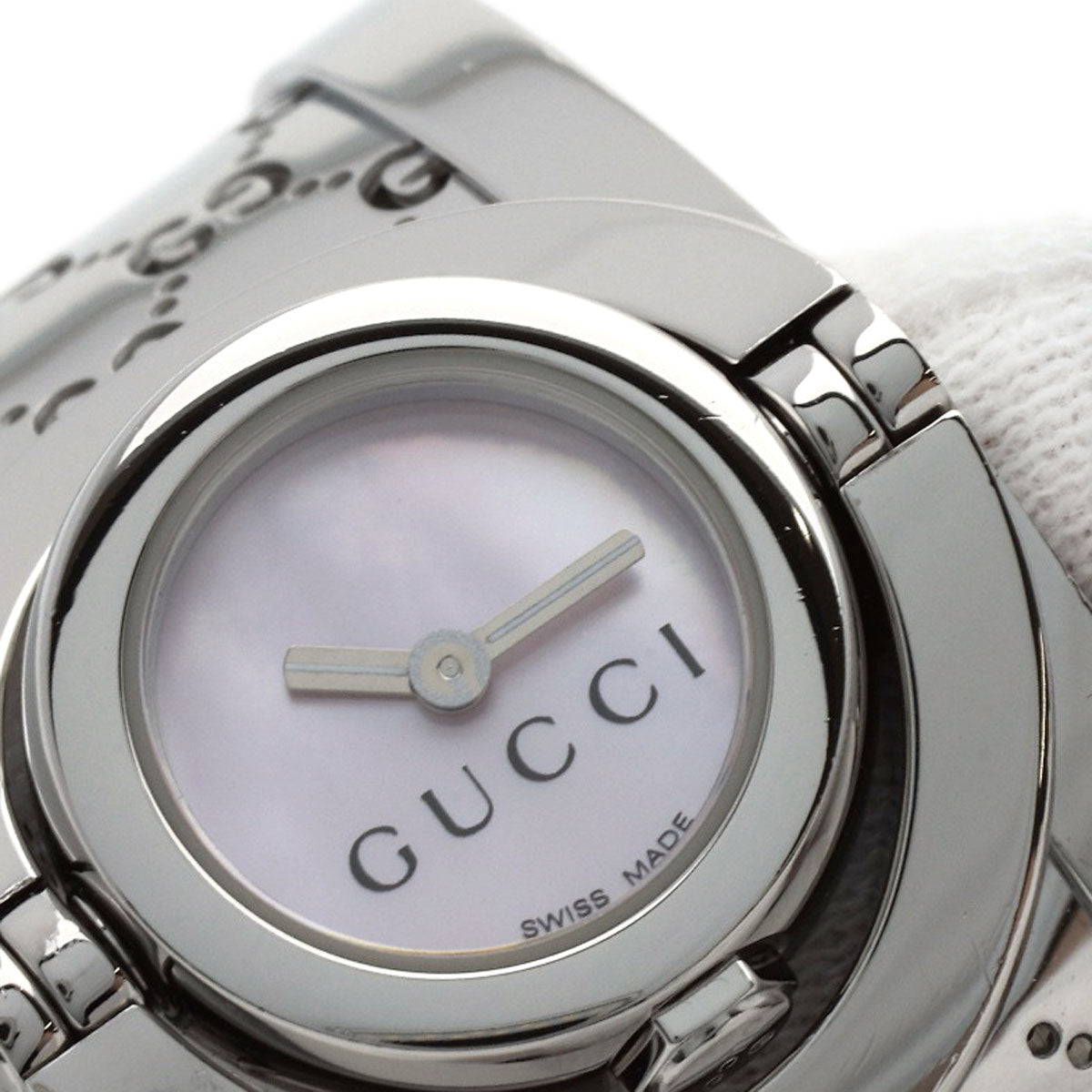 GUCCI Twirl bangle Watches YA112 Stainless Steel/Stainless Steel Ladies