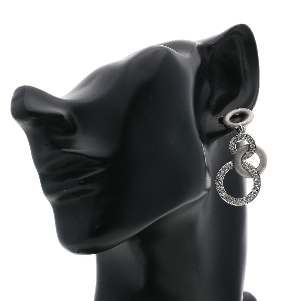 Queen Hoop Diamond Earring K18 White Gold Ladies [Used]