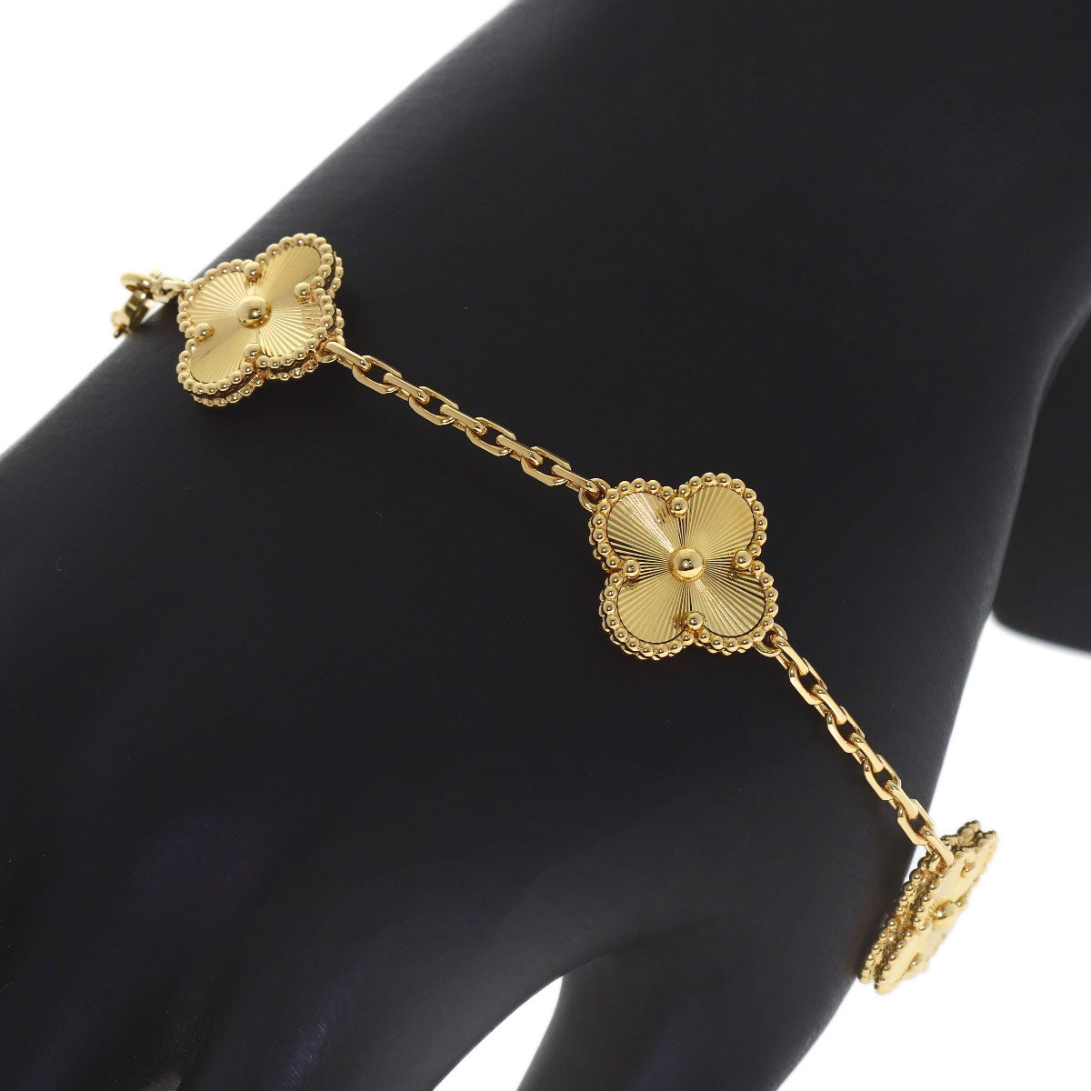 Van Cleef & Arpels Vintage Alhambra Guilloche Bracelet K18 Yellow Gold Ladies [Used]