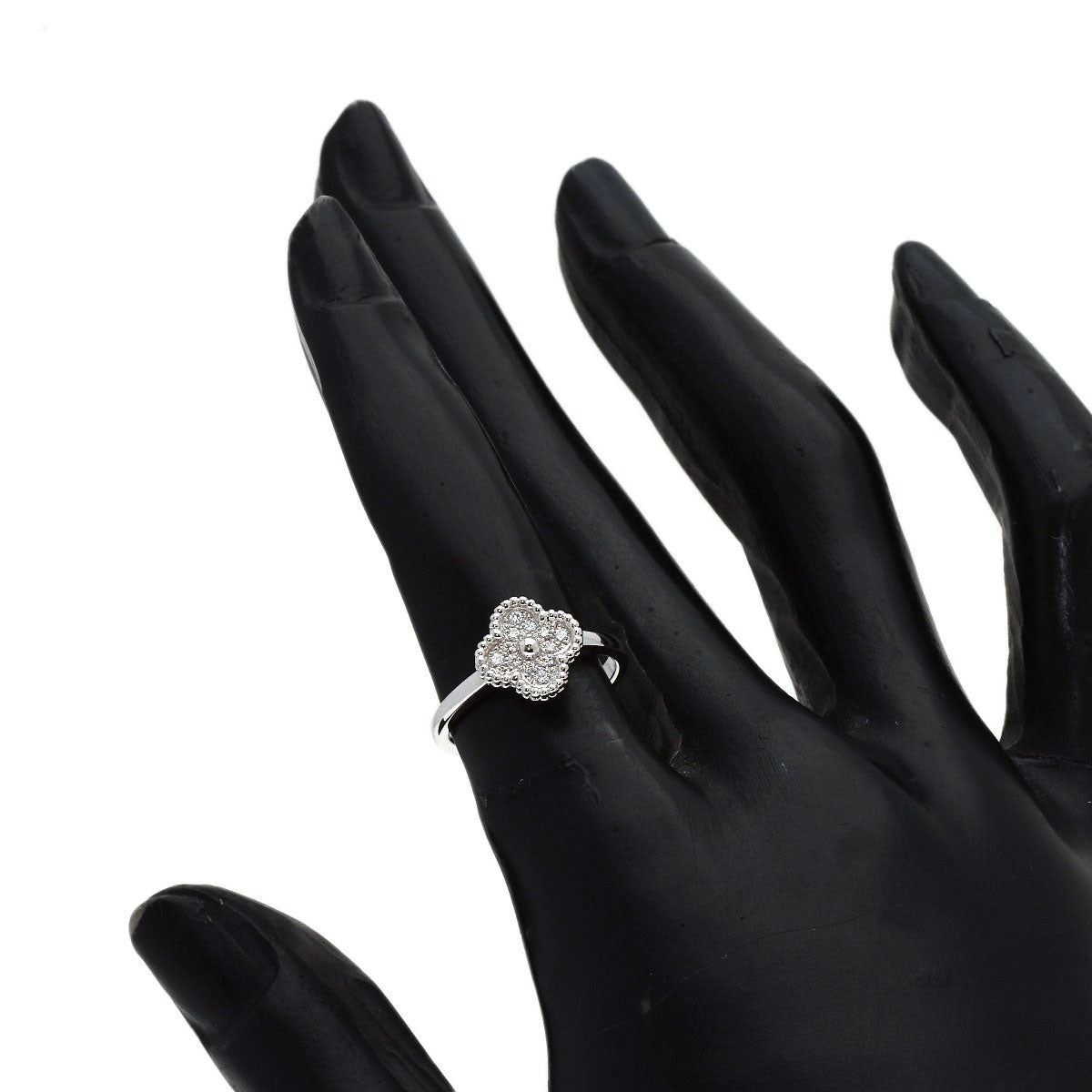 Van Cleef & Arpels Sweet Alhambra Diamond #48 Ring K18 White Gold Ladies [Used]