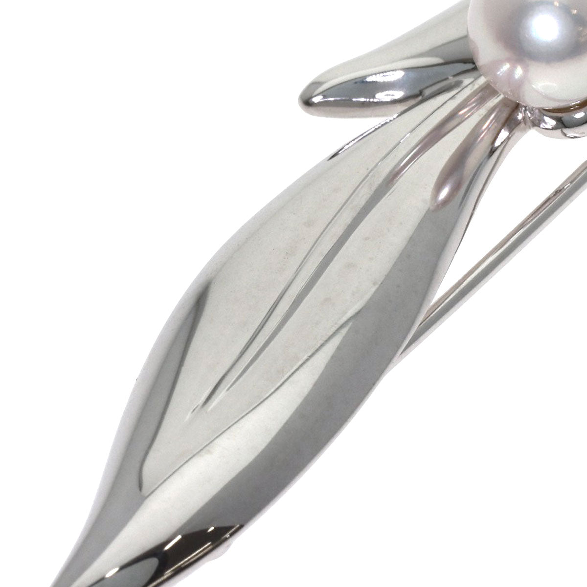 MIKIMOTO Leaf motif Pearl Pearl Brooch K18 White Gold Ladies [Used]