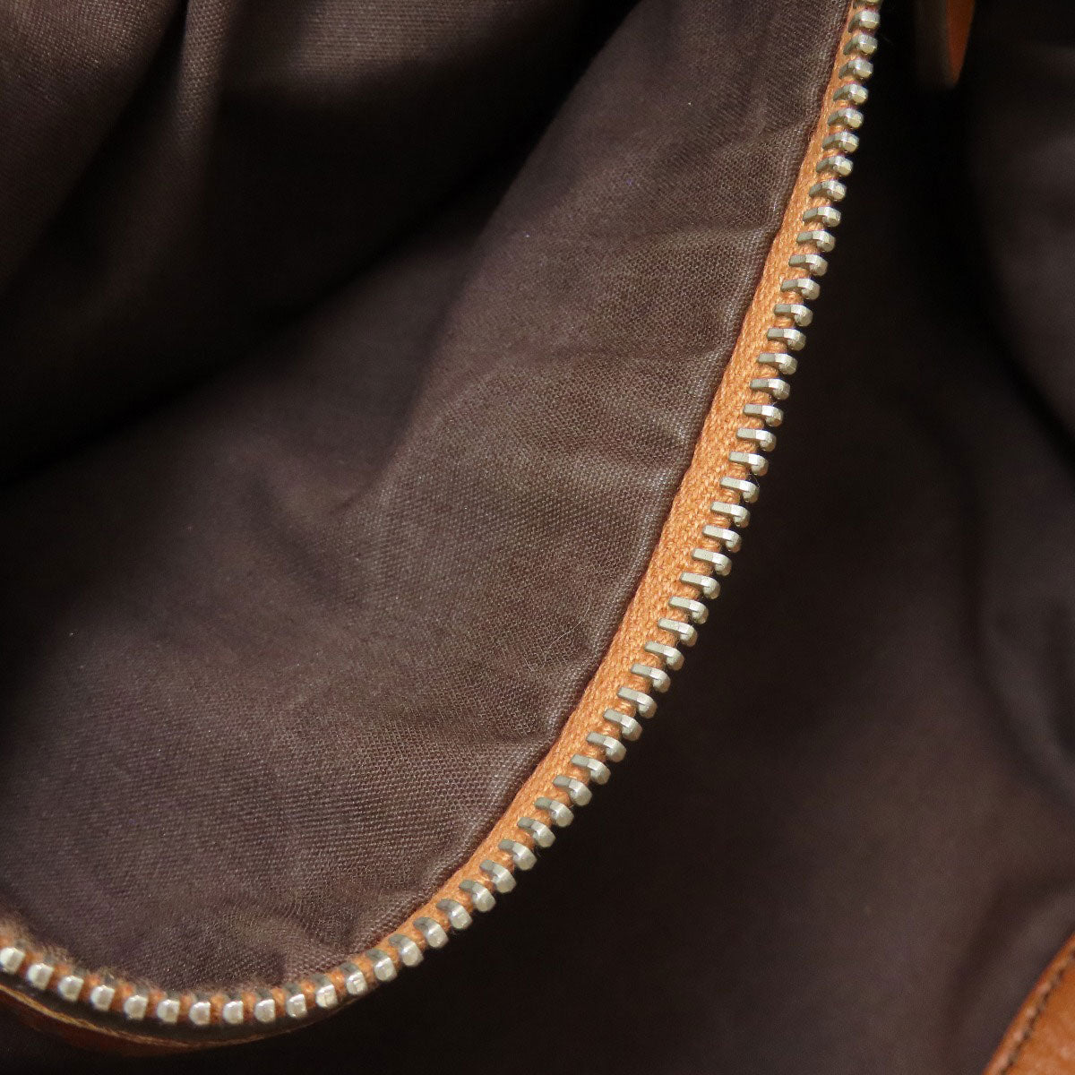 TODS logo Shoulder Bag Leather Ladies [Used]