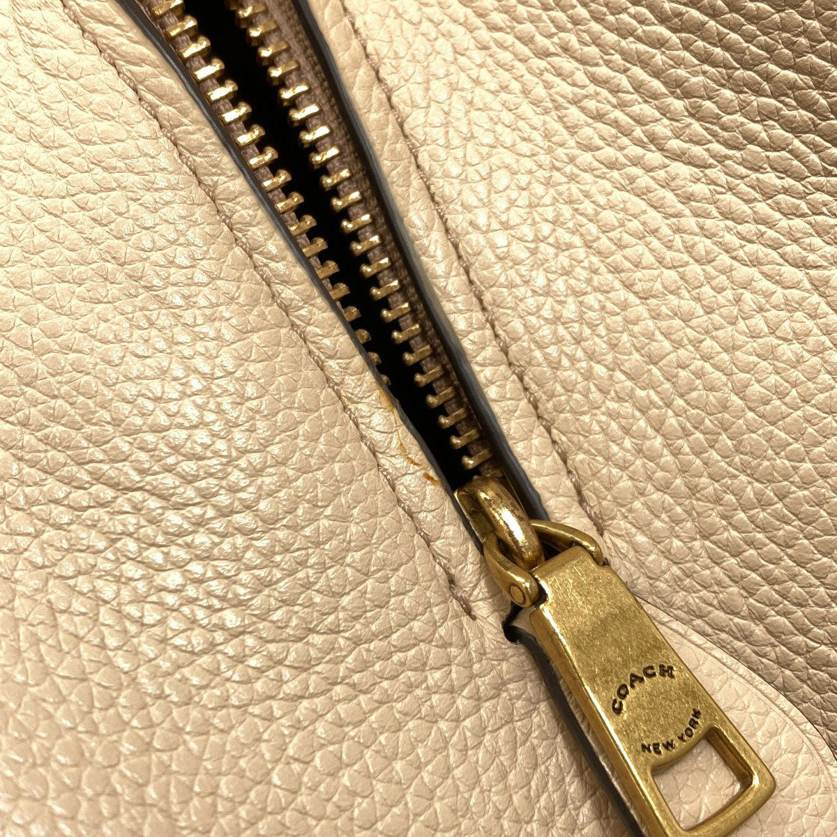 COACH 76088 Hadley Hobo Color Block Tote Bag Leather Ladies [Used]