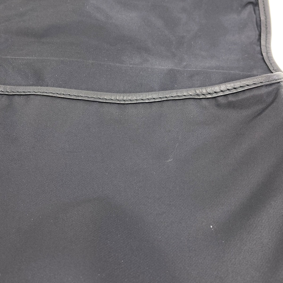 HUNTING WORLD logo Shoulder Bag Nylon Ladies [Used]