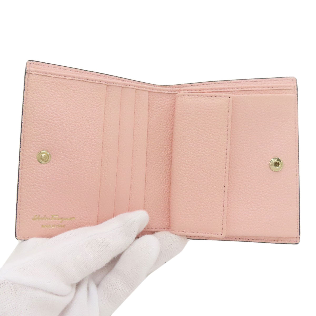 Salvatore Ferragamo GanciniHardware Bifold Wallet with Coin Pocket Leather Ladies [Used]