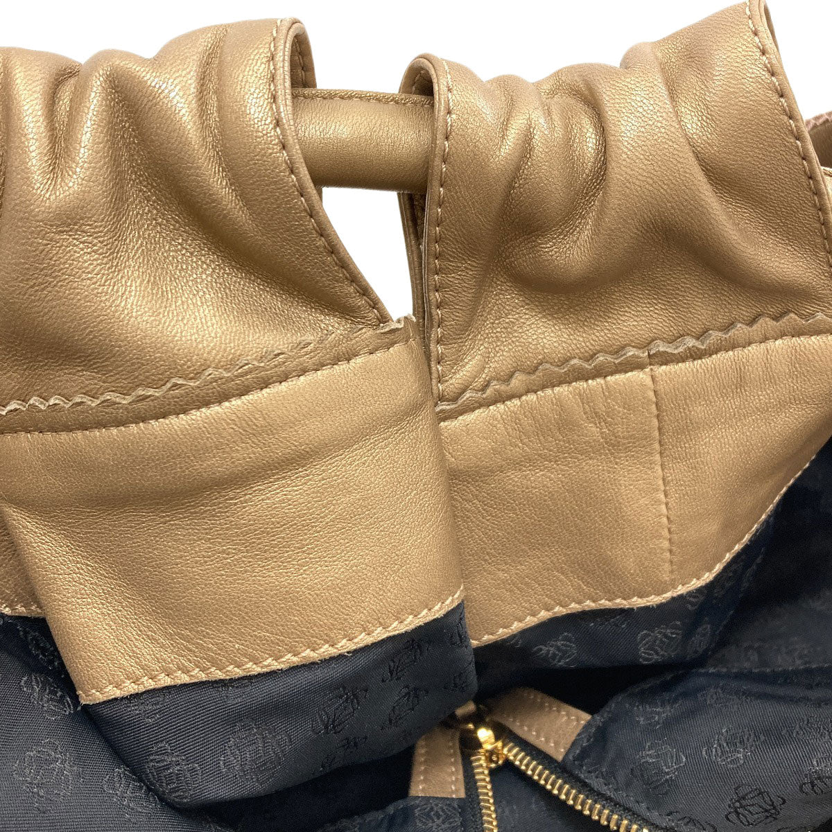 LOEWE Nappa Aire Handbag Calf Ladies [Used]
