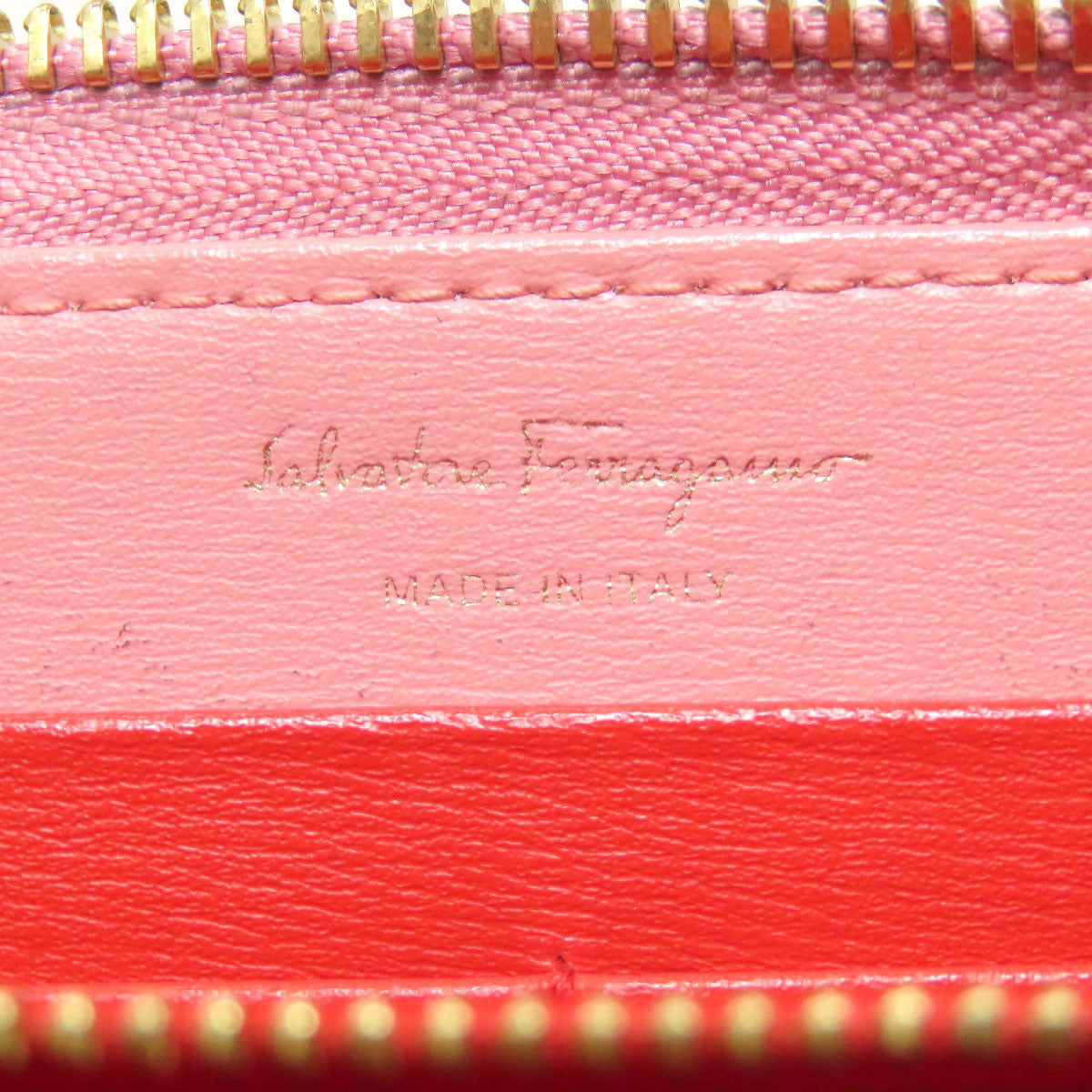 Salvatore Ferragamo Gancini Long wallet (with coin pocket) Leather Ladies [Used]