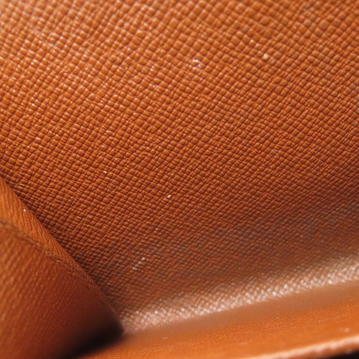 ルイヴィトン M61667 コンパクトジップ 二つ折り財布（小銭入れあり） モノグラムキャンバス レディース 【中古】【LOUIS VUITTON】