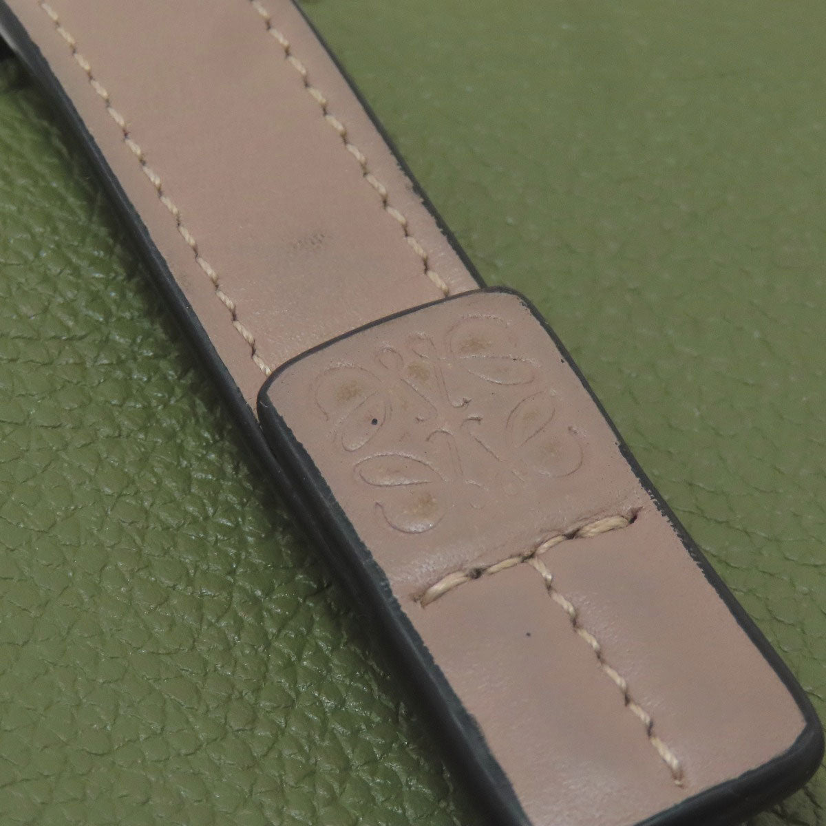 LOEWE Vertical Bifold Wallet with Coin Pocket Leather Ladies [Used]