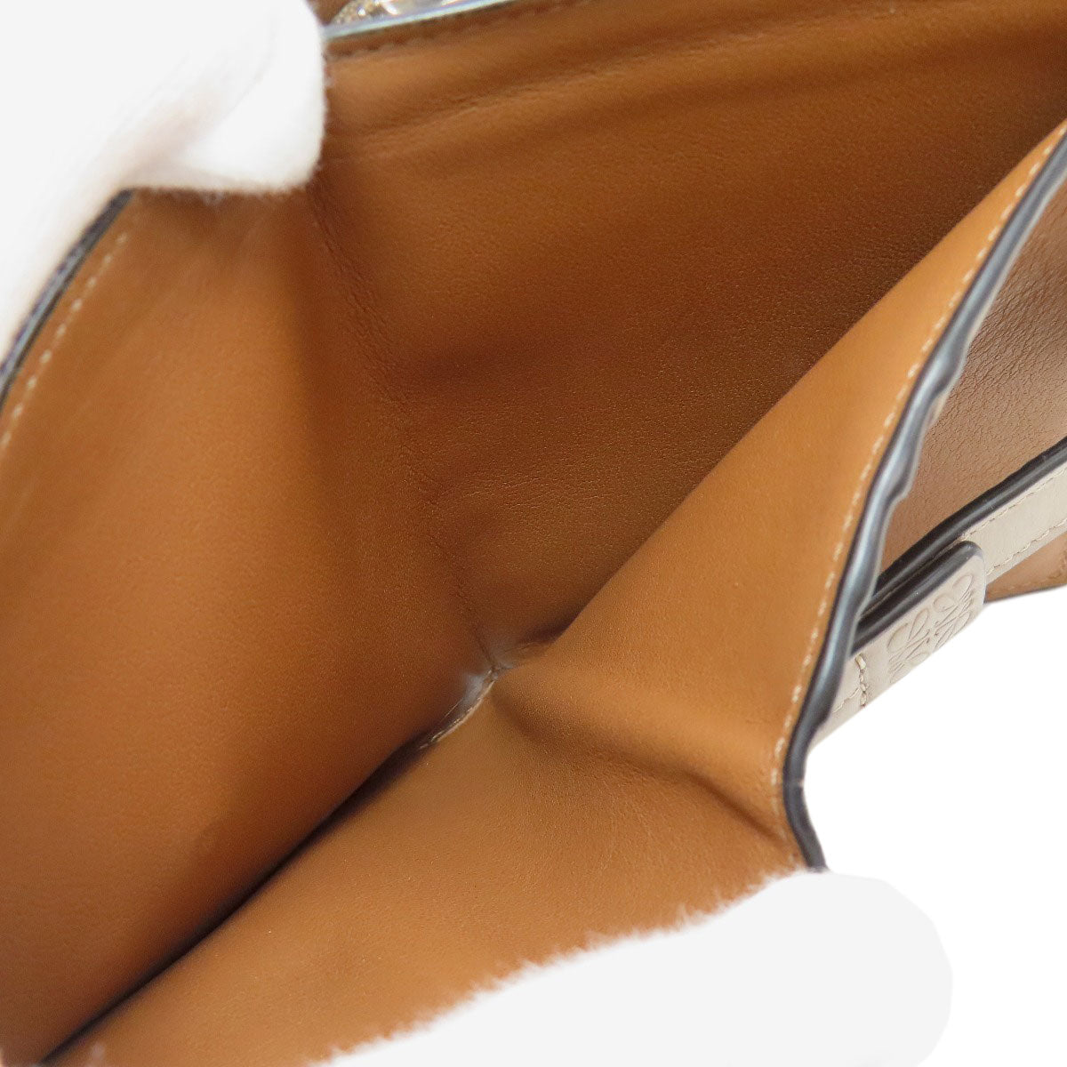 LOEWE Vertical Bifold Wallet with Coin Pocket Leather Ladies [Used]