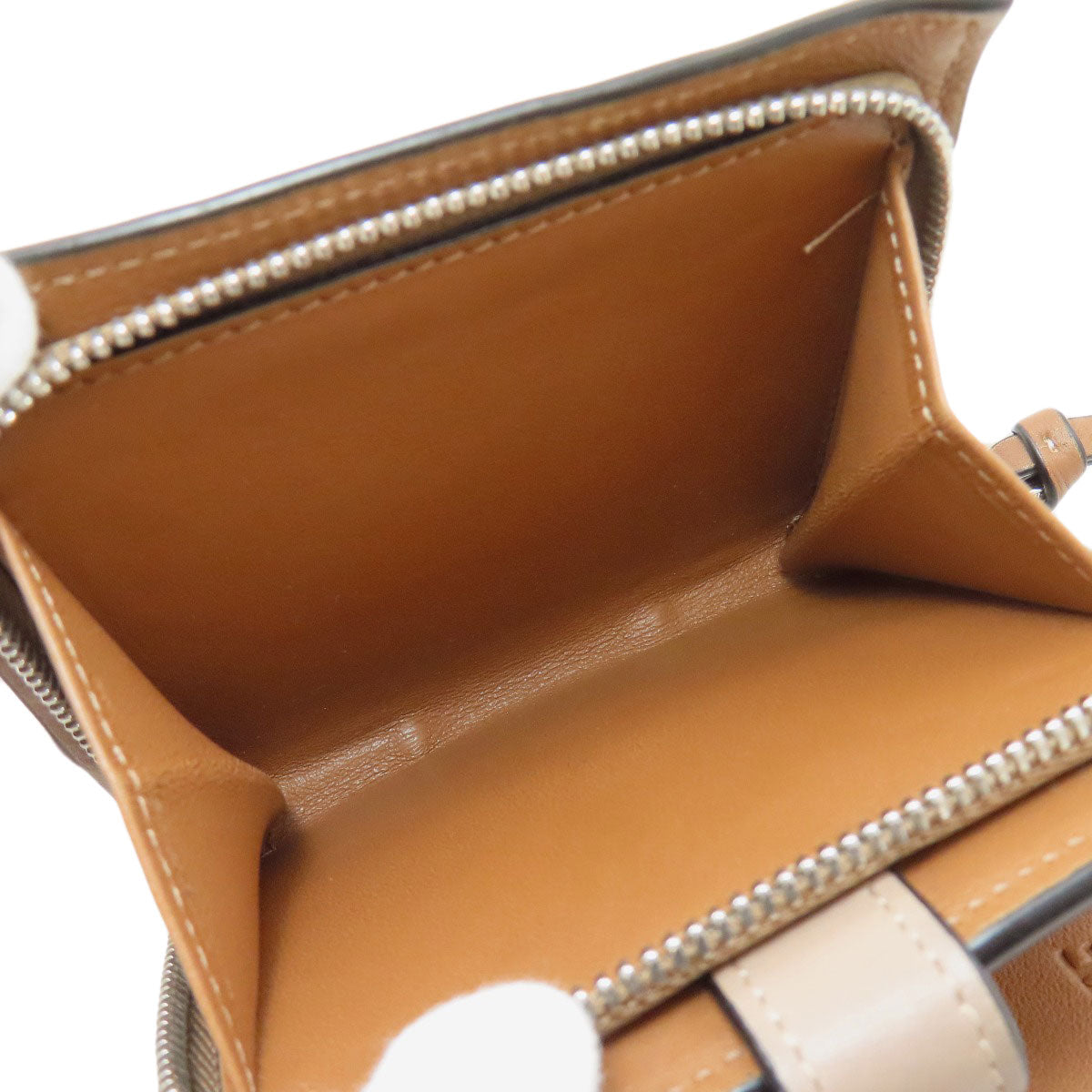 LOEWE Vertical Bifold Wallet with Coin Pocket Leather Ladies [Used]