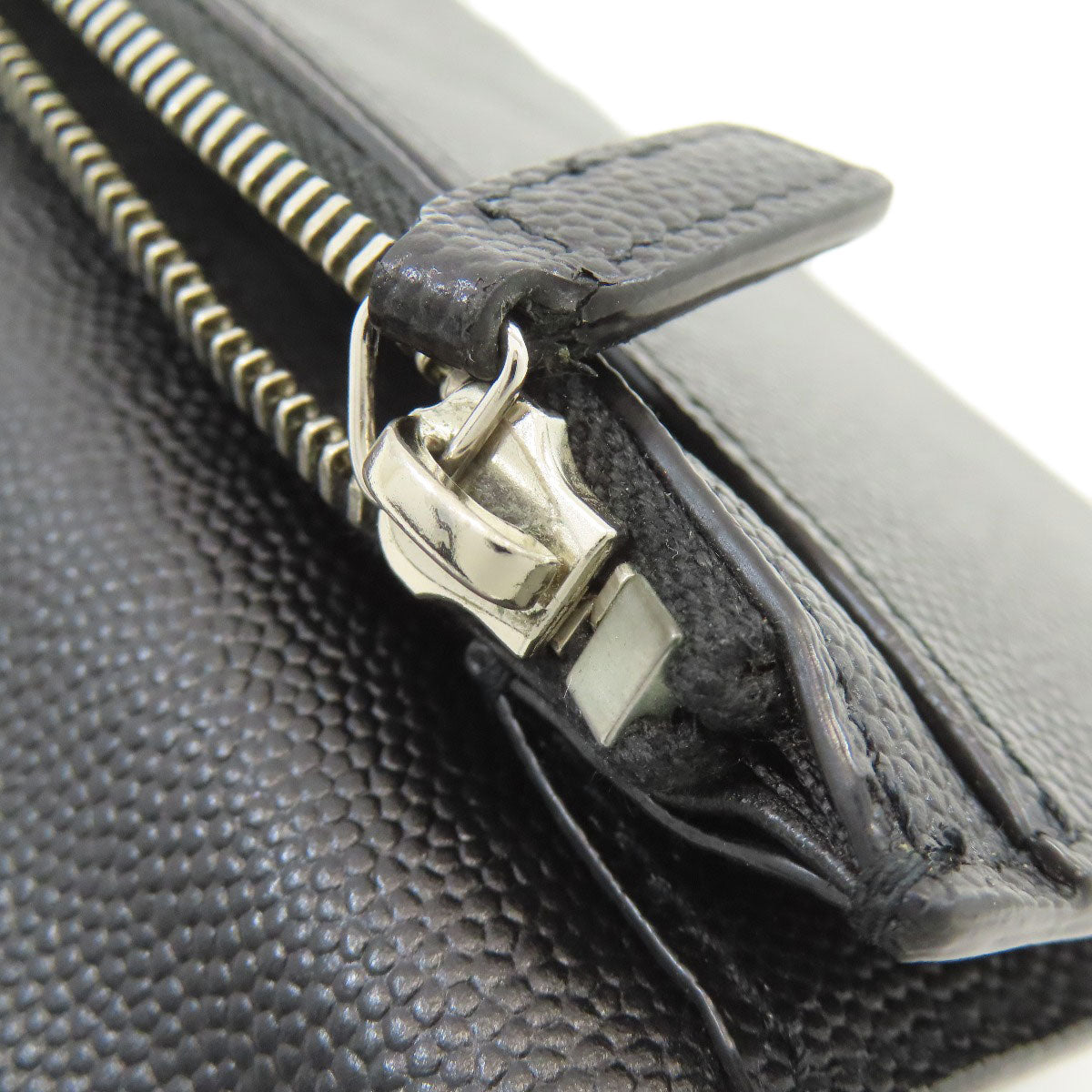 YVES SAINT LAURENT logo Long wallet (with coin pocket) Leather Ladies [Used]