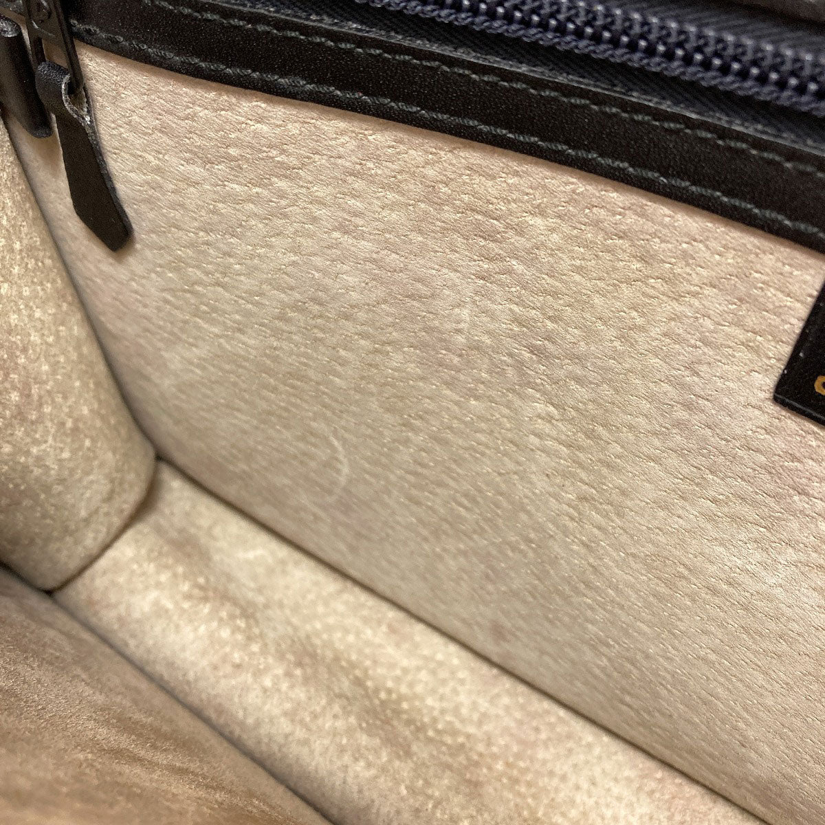 Dunhill logo business bag Leather mens [Used]