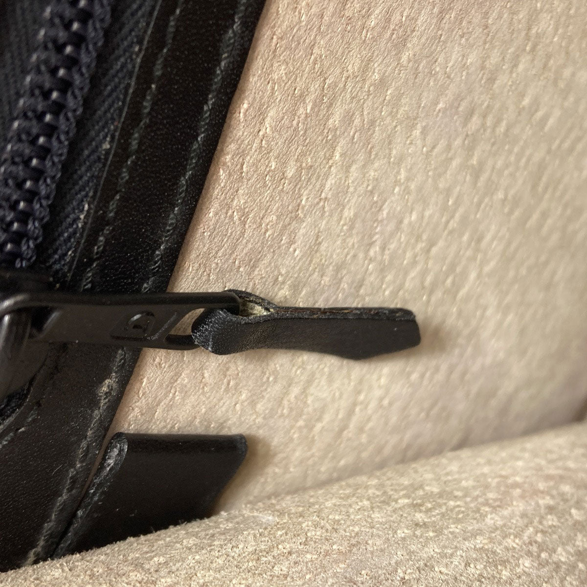 Dunhill logo business bag Leather mens [Used]
