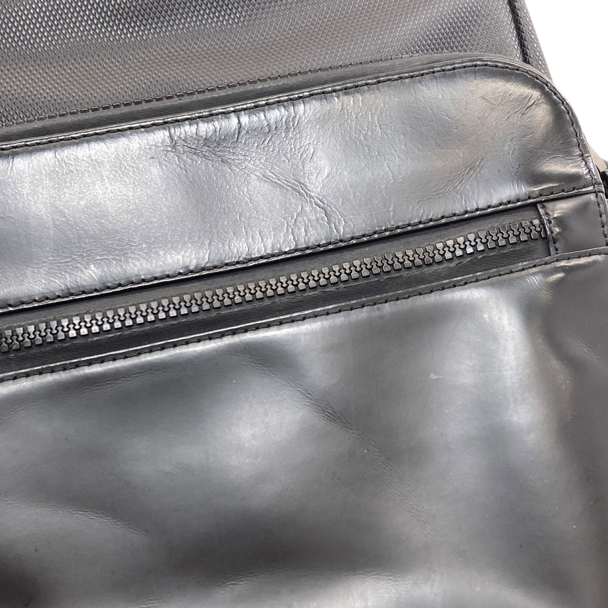 Dunhill logo Shoulder Bag PVC mens [Used]