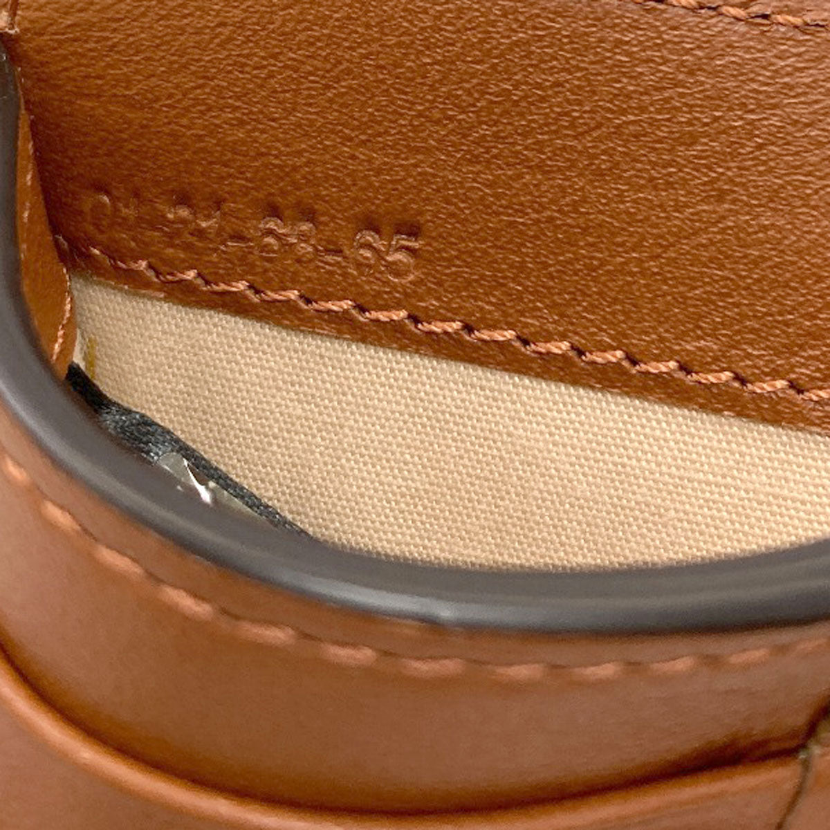 CHLOE Alphabet Long wallet (with coin pocket) Leather Ladies [Used]