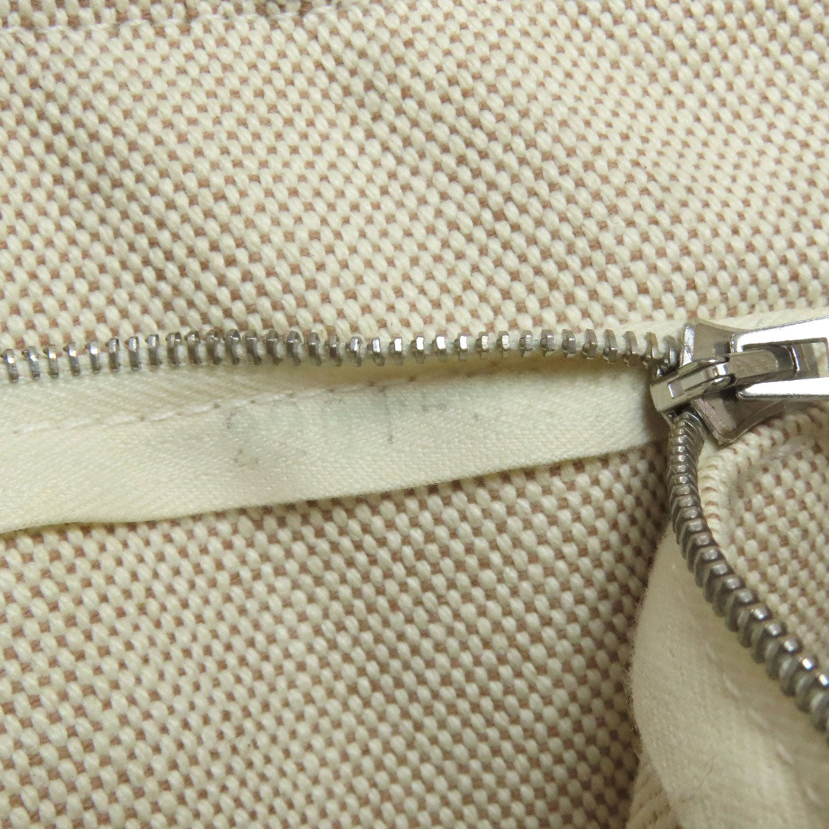 HERMES New fool toe MM Handbag Canvas Ladies [Used]