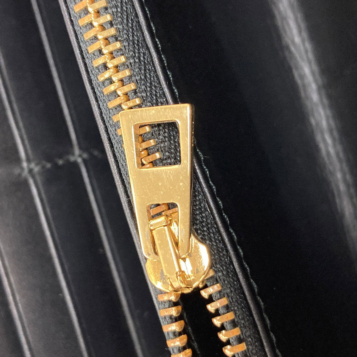 LOEWE anagram Long wallet (with coin pocket) Leather Ladies [Used]
