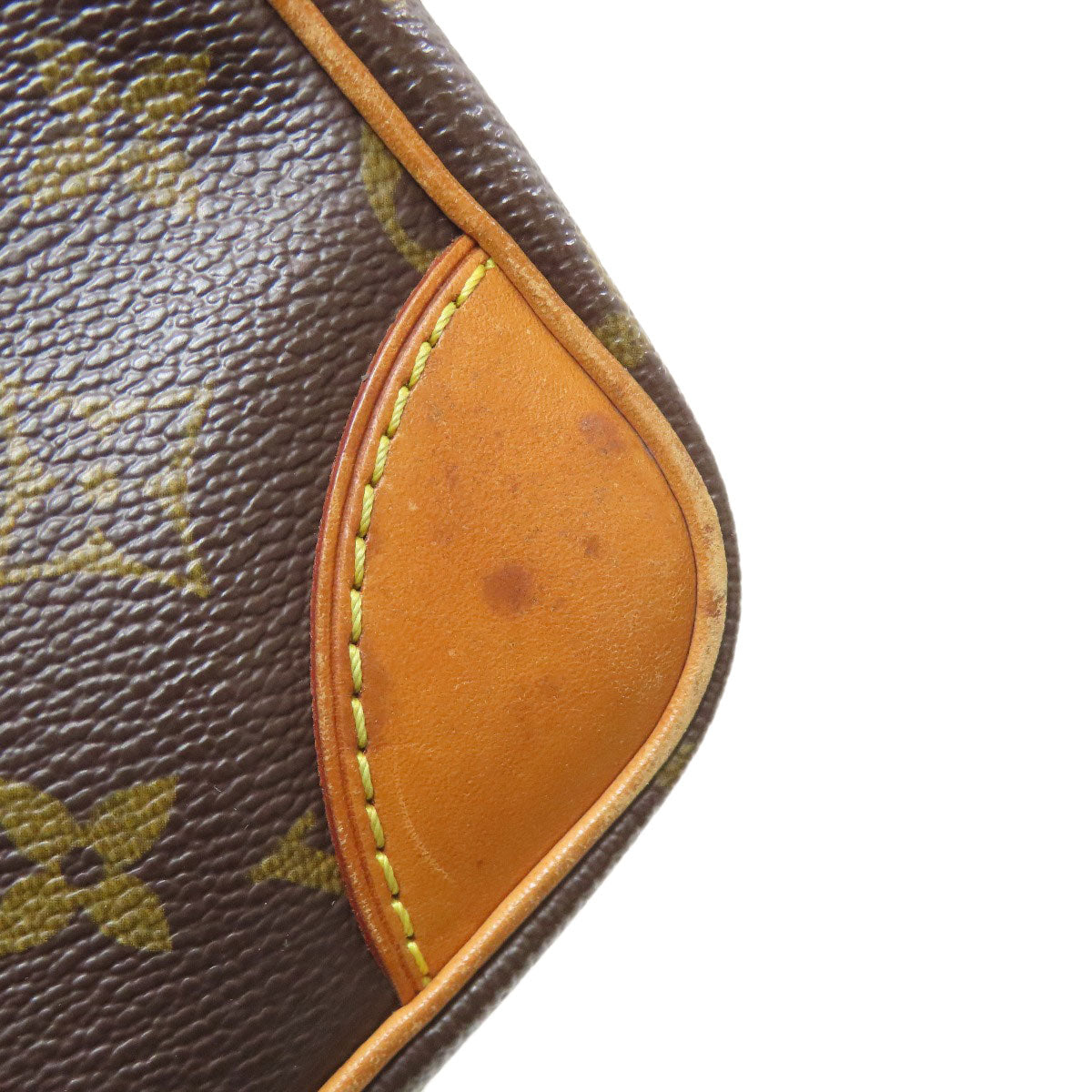 LOUIS VUITTON M45236 Amazon Shoulder Bag Monogram canvas Ladies [Used]