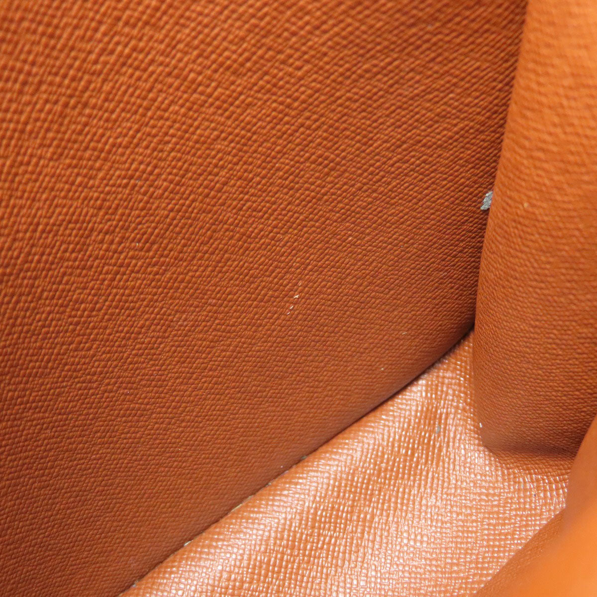 LOUIS VUITTON M45236 Amazon Shoulder Bag Monogram canvas Ladies [Used]