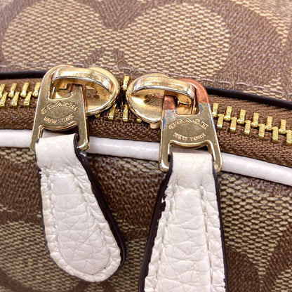 COACH 5671 Signature Backpack Â· Daypack PVC Ladies [Used]