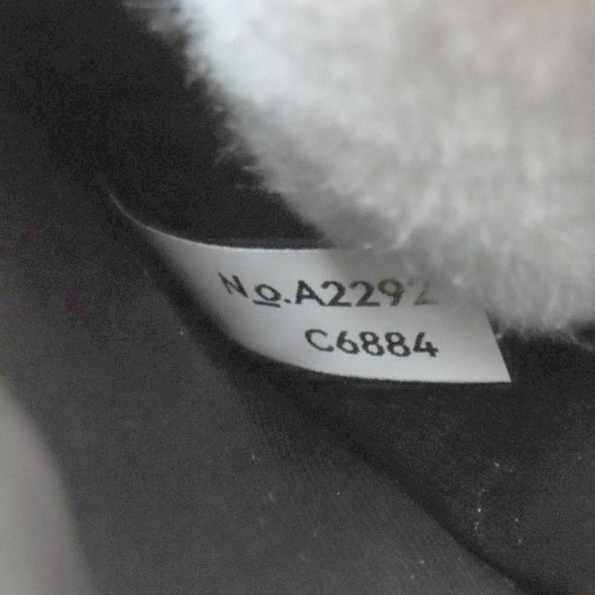 COACH C6884 North/South Phone Crossbody Mini Bag Shoulder Bag Leather Ladies [Used]