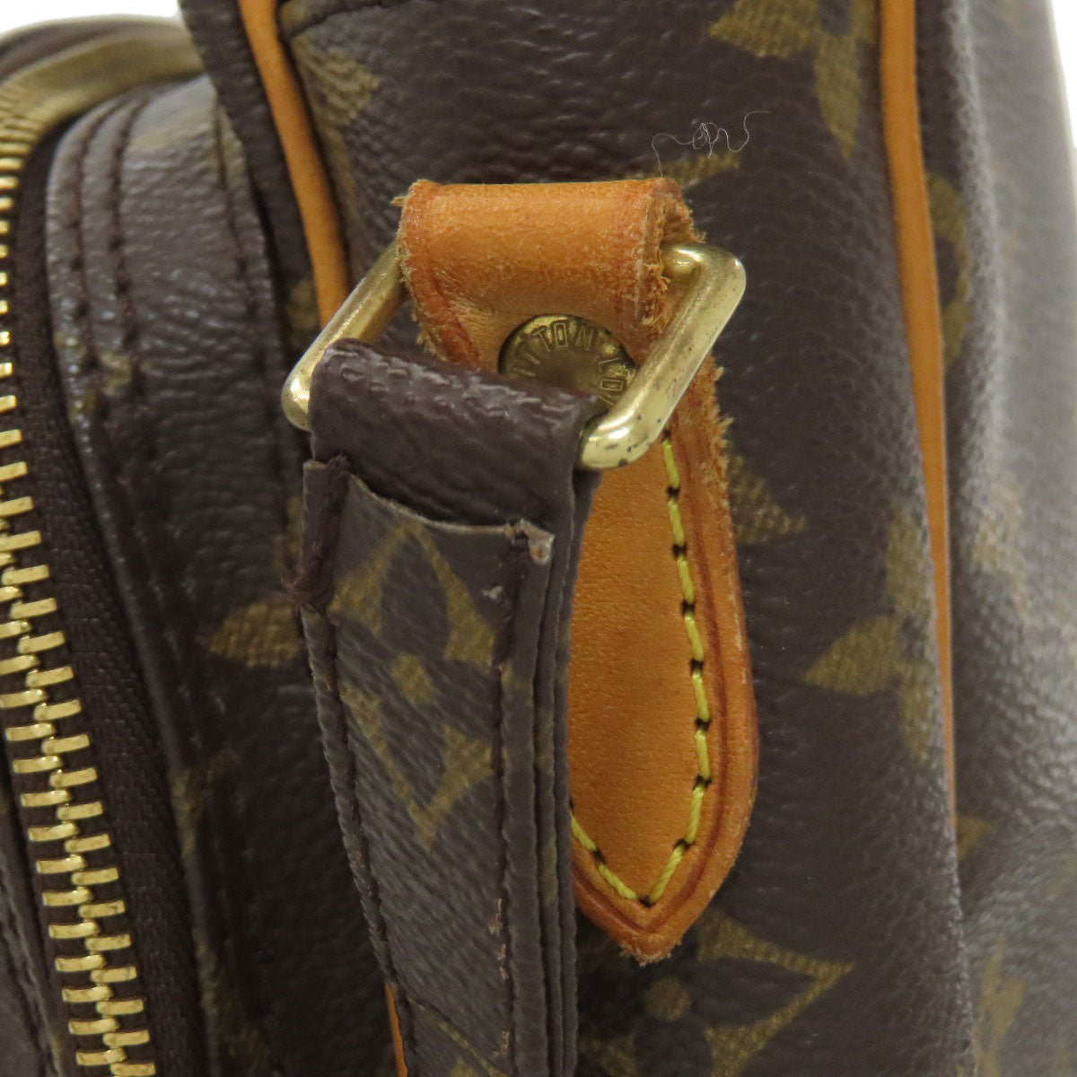 LOUIS VUITTON M45236 Amazon Shoulder Bag Monogram canvas Ladies [Used]