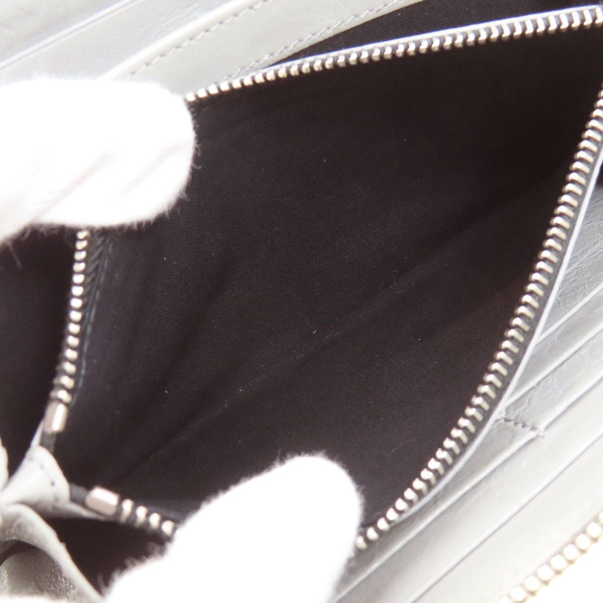 BALENCIAGA 519641 logo Long wallet (with coin pocket) Leather Ladies [Used]