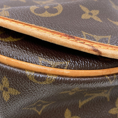 LOUIS VUITTON M40474 Menil Montan PM Shoulder Bag Monogram canvas Ladies [Used]