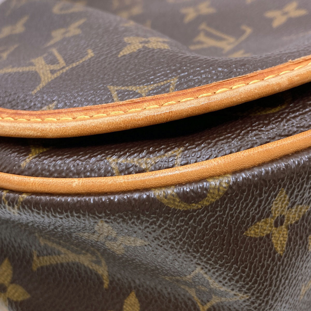 LOUIS VUITTON M40474 Menil Montan PM Shoulder Bag Monogram canvas Ladies [Used]