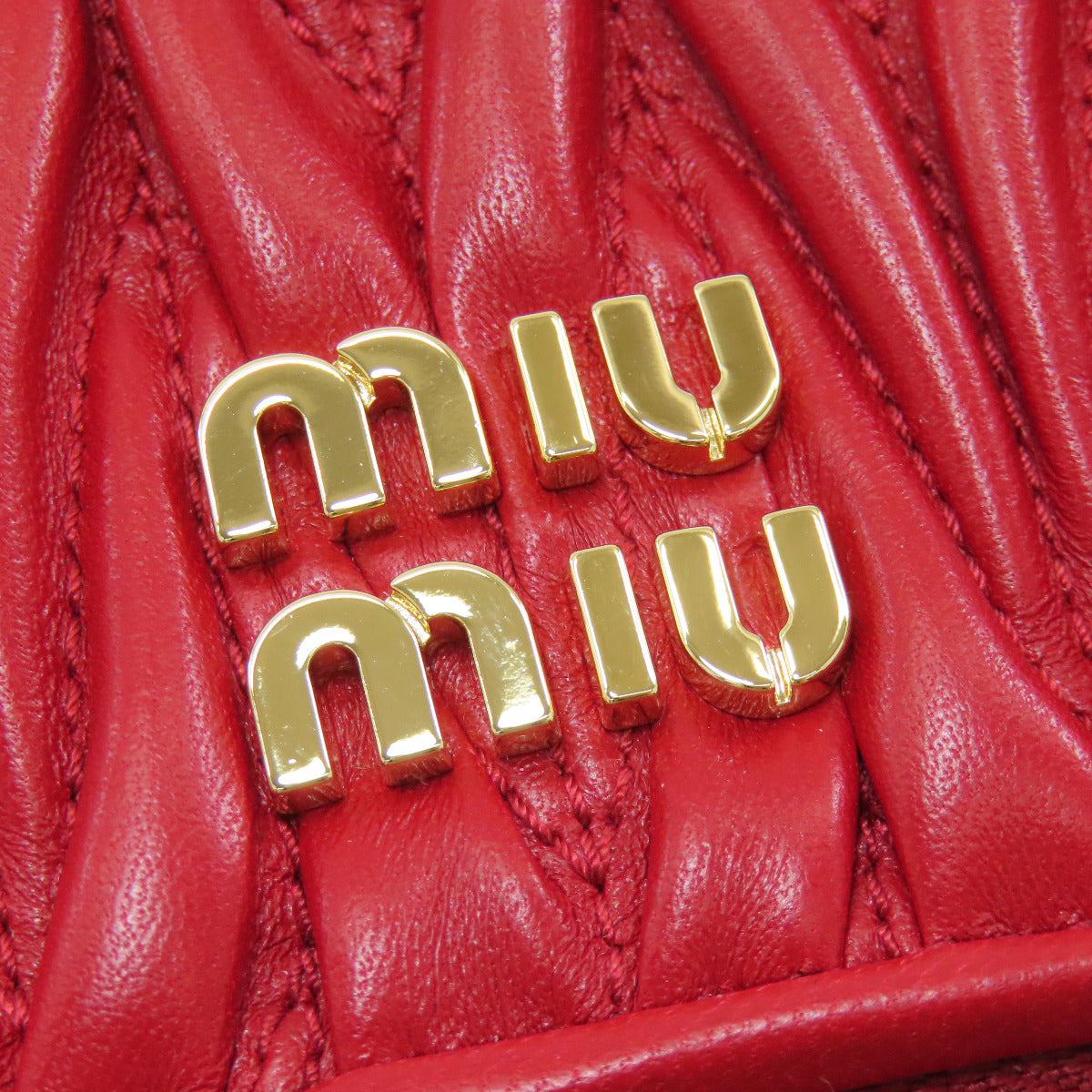 MIUMIU Materasse Accessory pouch Leather Ladies [Used]