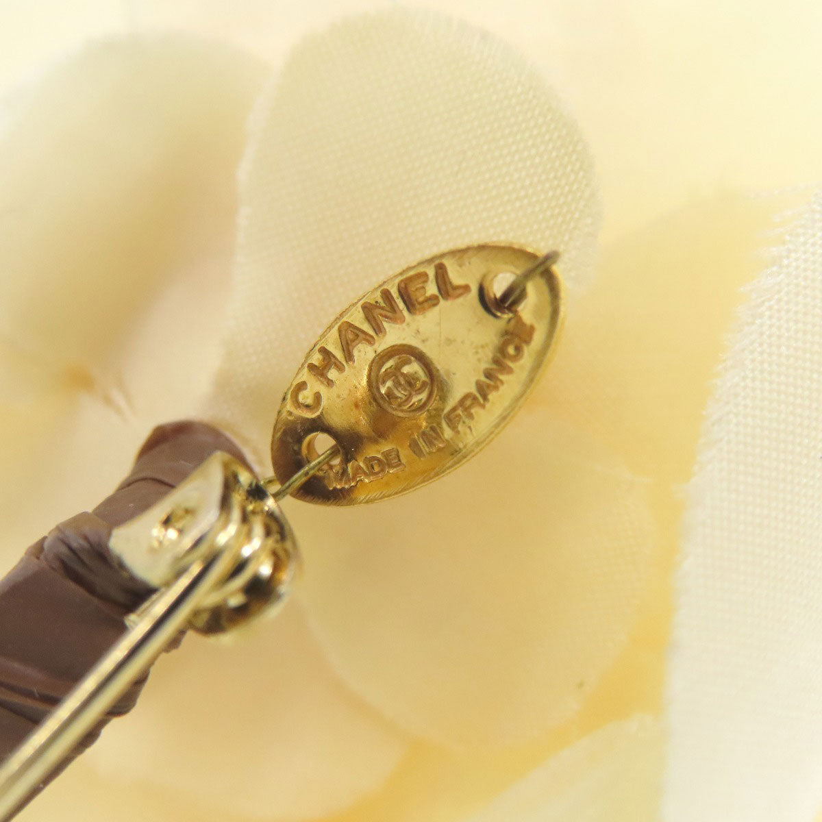 CHANEL Camellia Corsage Brooch cloth Ladies [Used]
