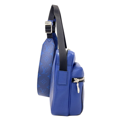 LOUIS VUITTON M30242 Outdoor Messenger PM Shoulder Bag Taigalama mens [Used]