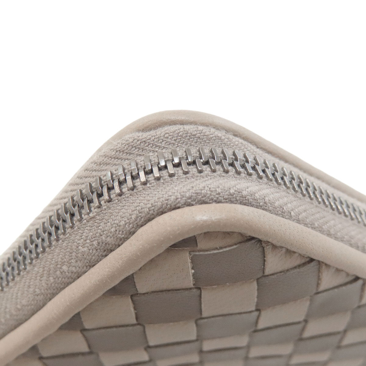 BOTTEGA VENETA Intrecciato Long wallet (with coin pocket) Leather Ladies [Used]