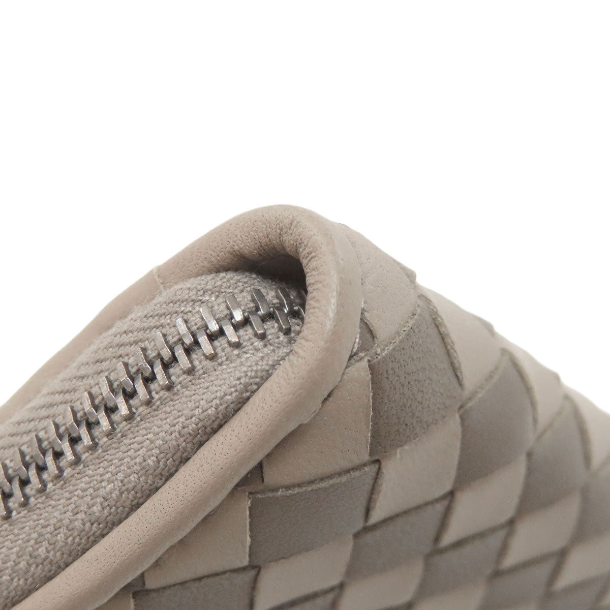 BOTTEGA VENETA Intrecciato Long wallet (with coin pocket) Leather Ladies [Used]