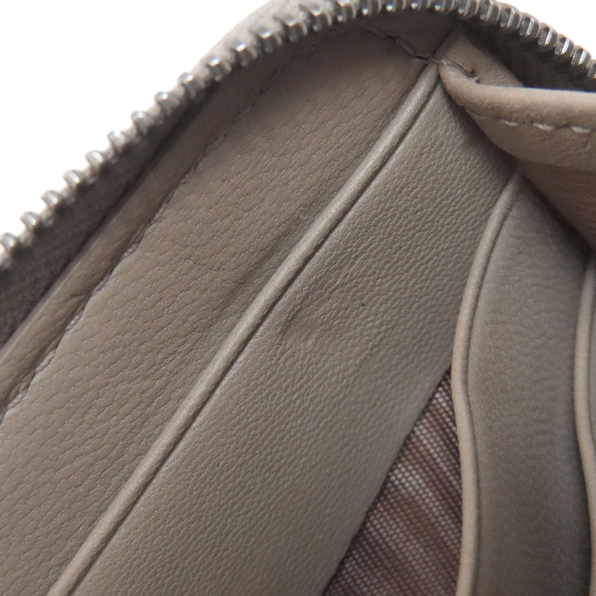 BOTTEGA VENETA Intrecciato Long wallet (with coin pocket) Leather Ladies [Used]