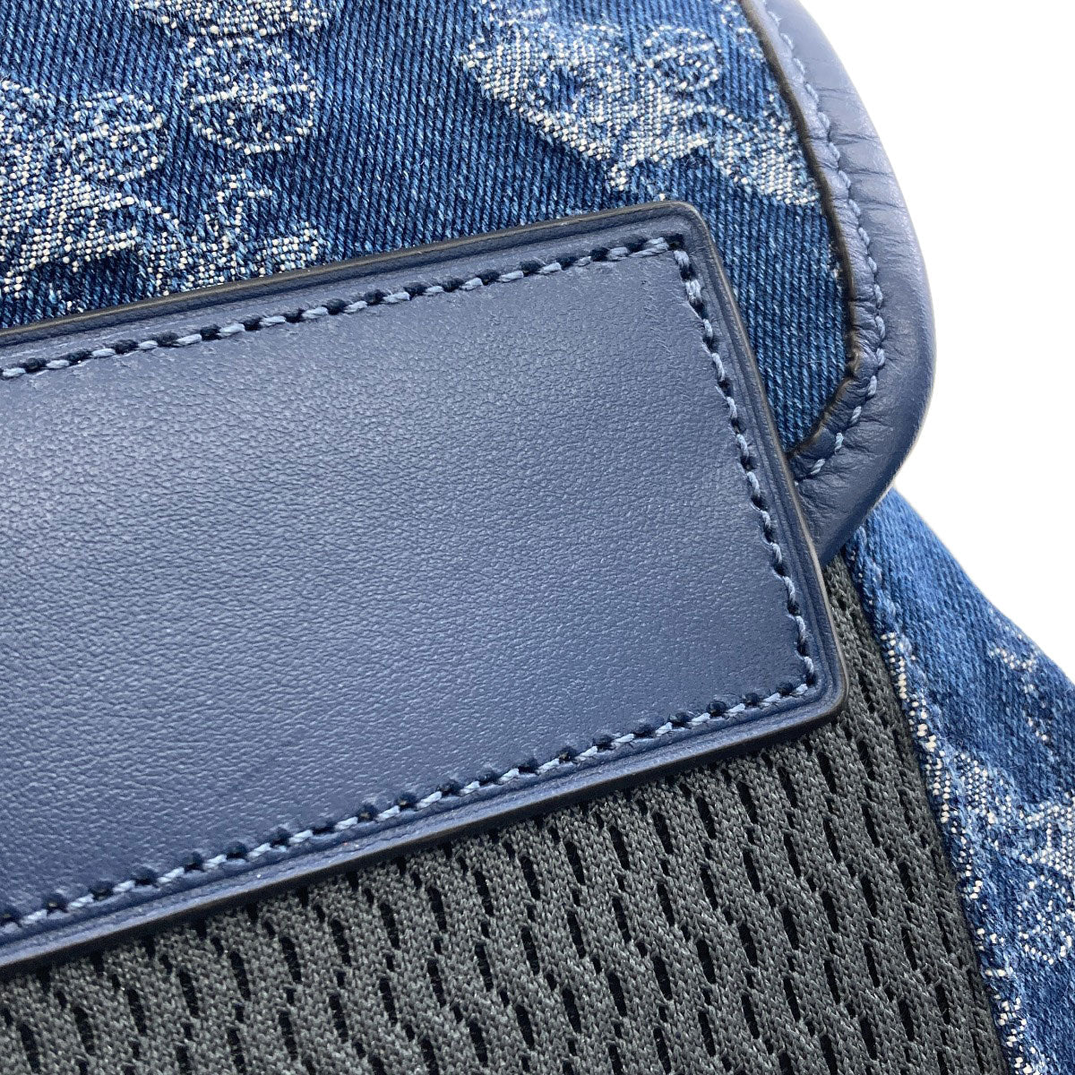 COACH CAJ51 Hitch Backpack Horse and Carriage Backpack Â· Daypack Denim Ladies [Used]