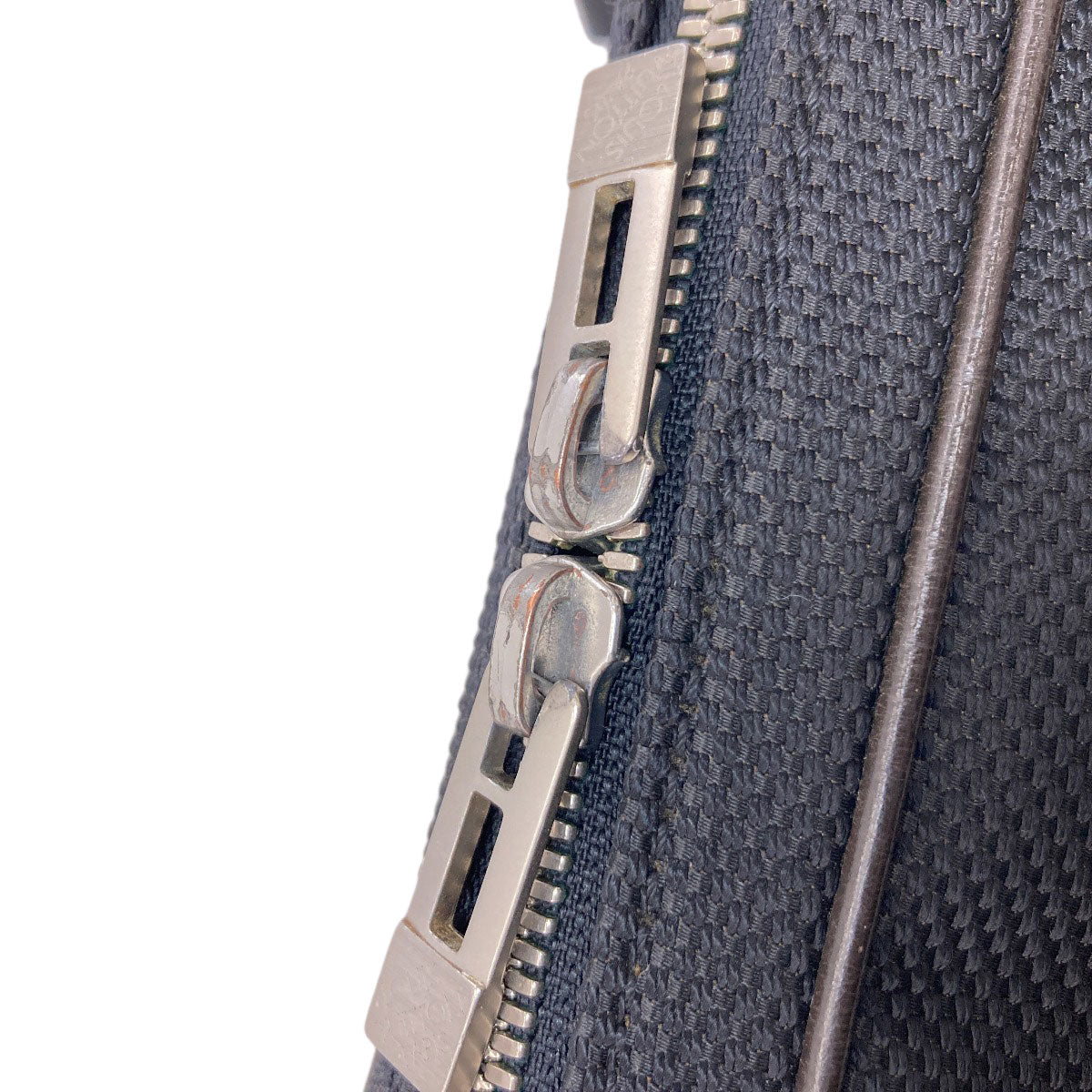 LOUIS VUITTON M93620 Acrobatic Damier Geant body bag Canvas Ladies [Used]