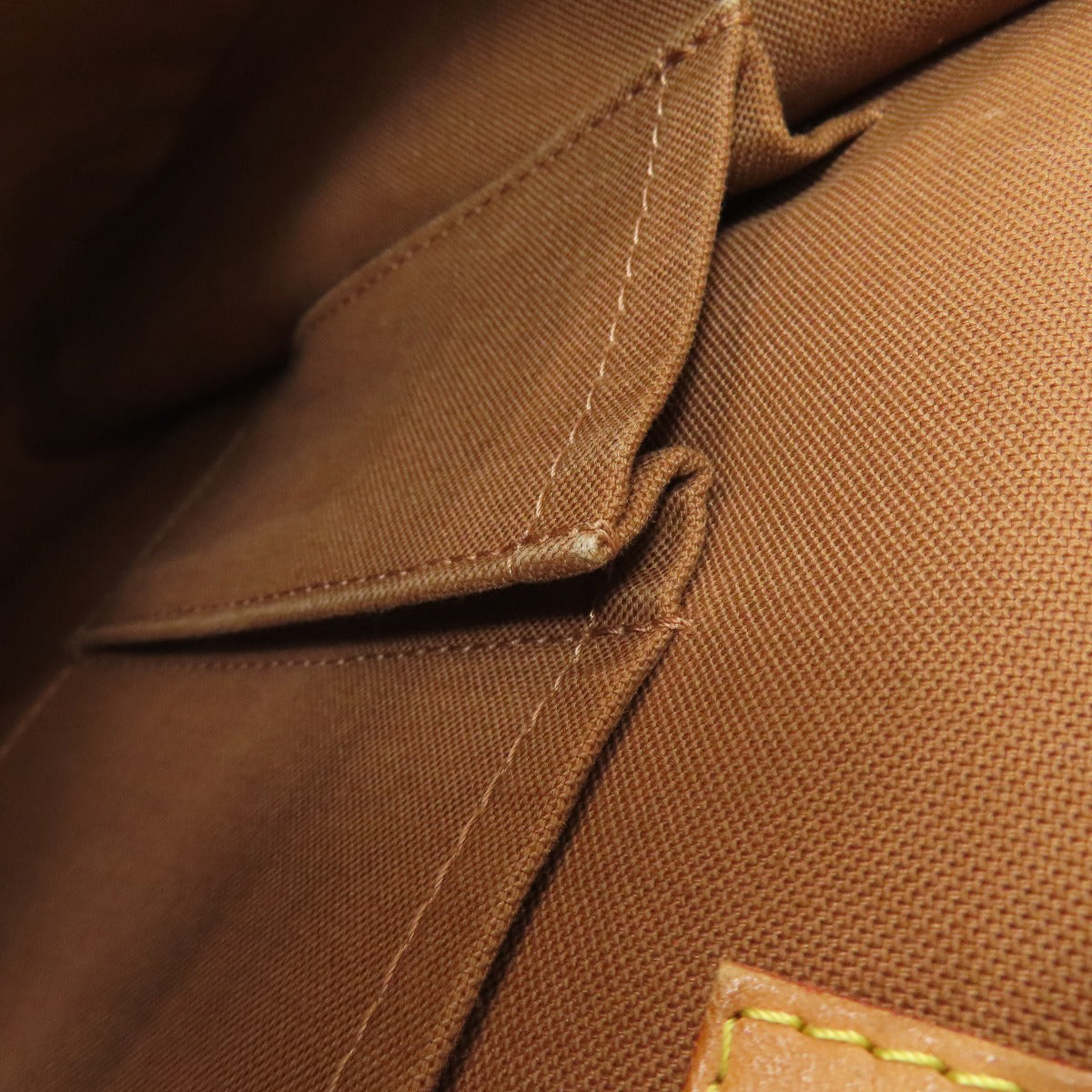 LOUIS VUITTON M40106 Messenger Bosphore PM Shoulder Bag Monogram canvas Ladies [Used]