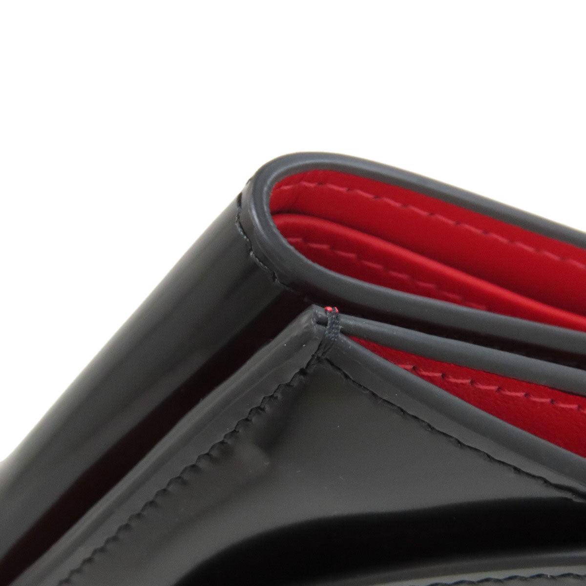 Christian Louboutin Compact wallet Tri-fold wallet Bifold Wallet with Coin Pocket Patent leather Ladies [Used]