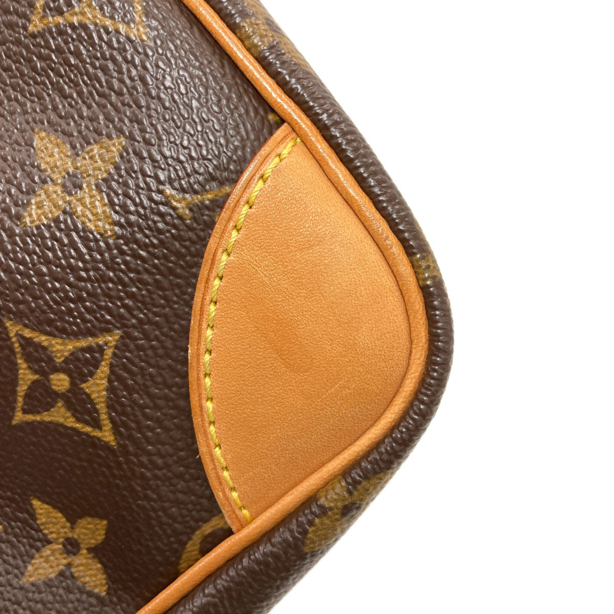 LOUIS VUITTON M45236 Amazon Shoulder Bag Monogram canvas Ladies [Used]