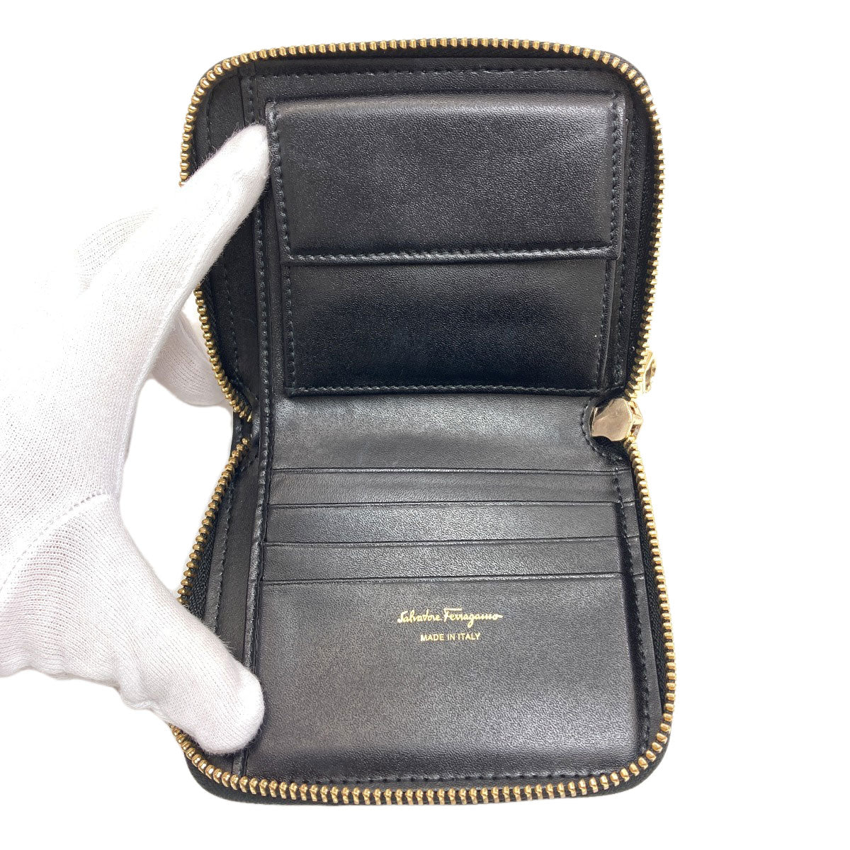 Salvatore Ferragamo GanciniHardware coin purse Leather Ladies [Used]