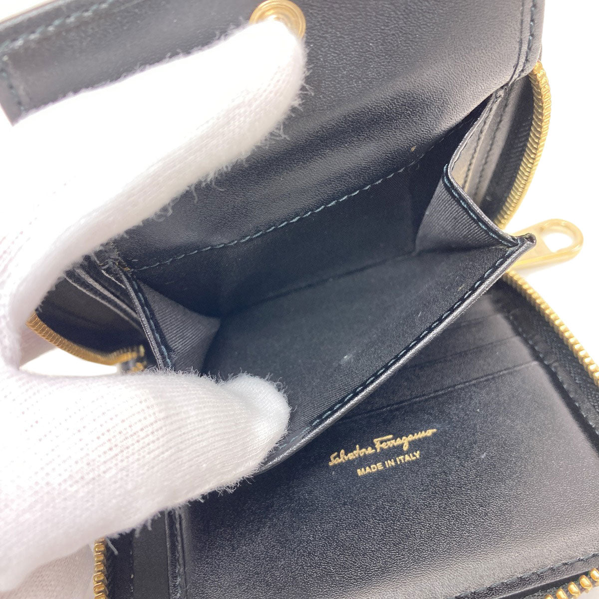 Salvatore Ferragamo GanciniHardware coin purse Leather Ladies [Used]