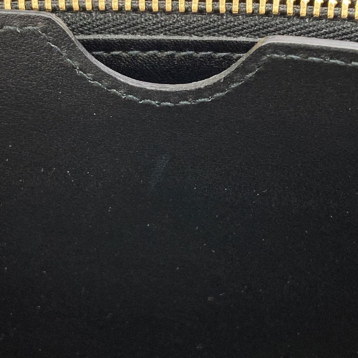 Salvatore Ferragamo GanciniHardware Long wallet (with coin pocket) Leather Ladies [Used]